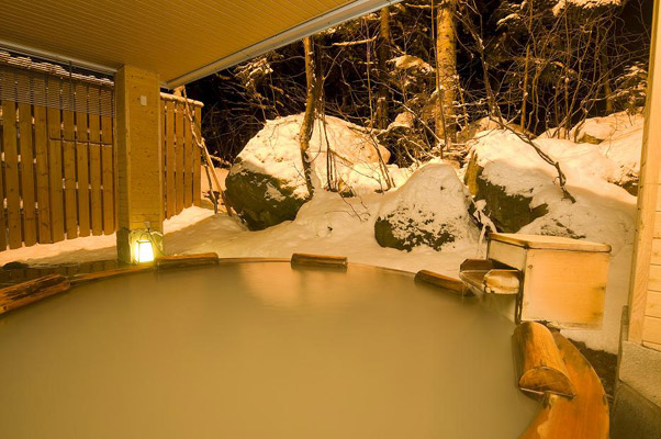 大自然の湯「鳥の声」